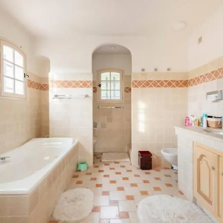 Вилла Eleven Sttropez Ramatuelle Pampelonne Сен-Тропе